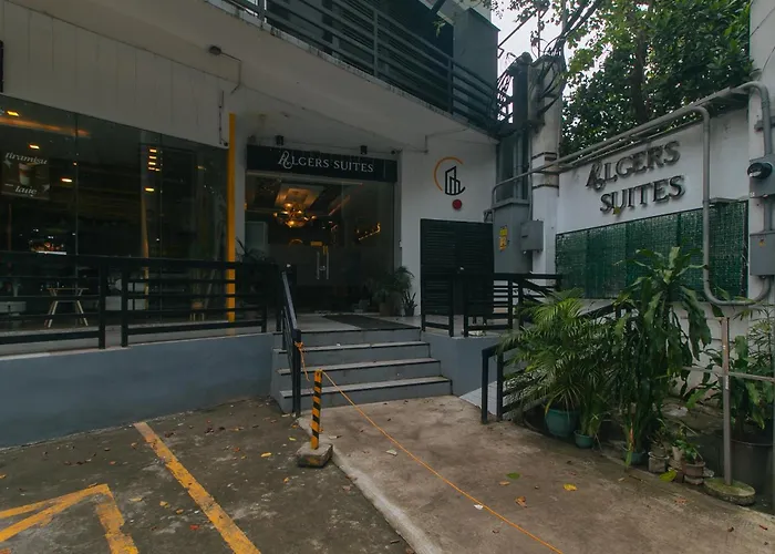 Algers Bayan-bayanan Marikina Hotel *